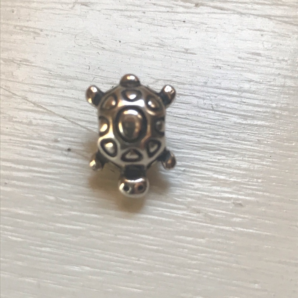 ⭐️ Authentic Pandora Turtle Charm ⭐️ - Picture 2 of 2